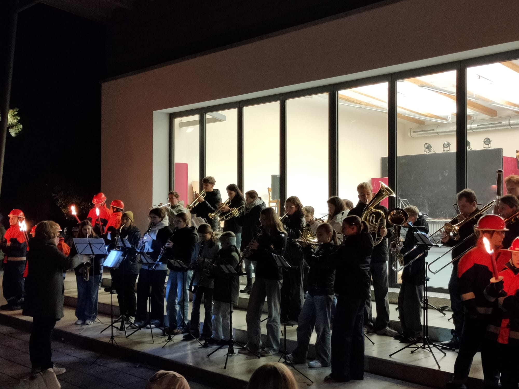 Musikalische Begleitung des St. Martinsumzugs durch die START-Kapelle